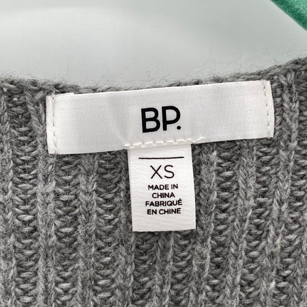BP. Gray Oversized V-Neck Sweater Size XS - Picture 3 of 7